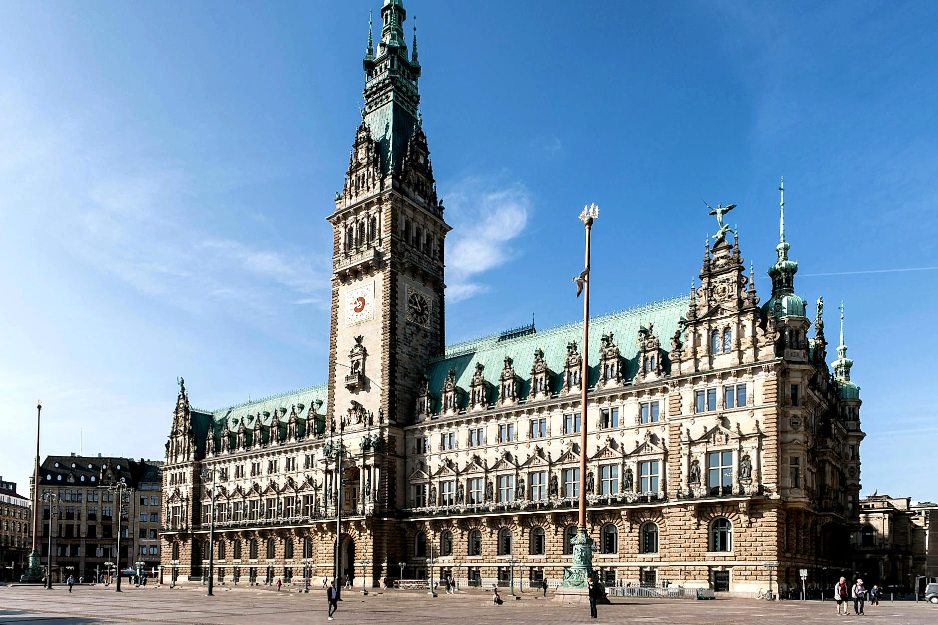 Lamont Calls for McCrory to Step Back from Senate Leadership