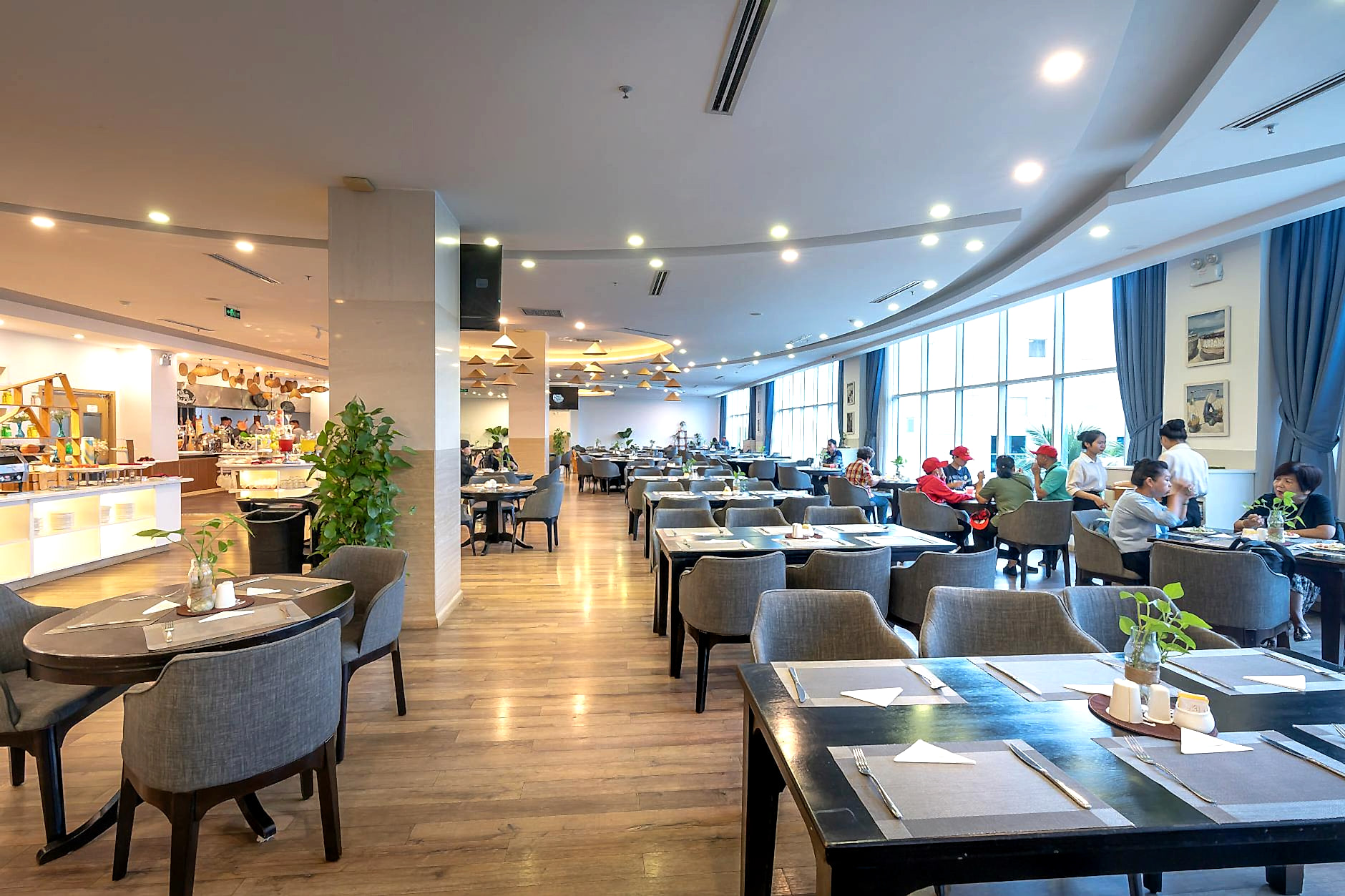 New Haven's Zeneli Cracks Yelp's Top 100, Upstaging Pizza Giants